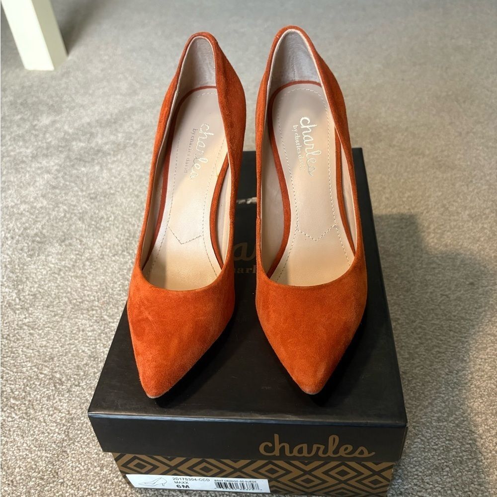 Charles David Suede Heels - Burnt Orange - Size 6 - Picture 2 of 5